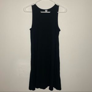 Sleeve-less Flowly Dress